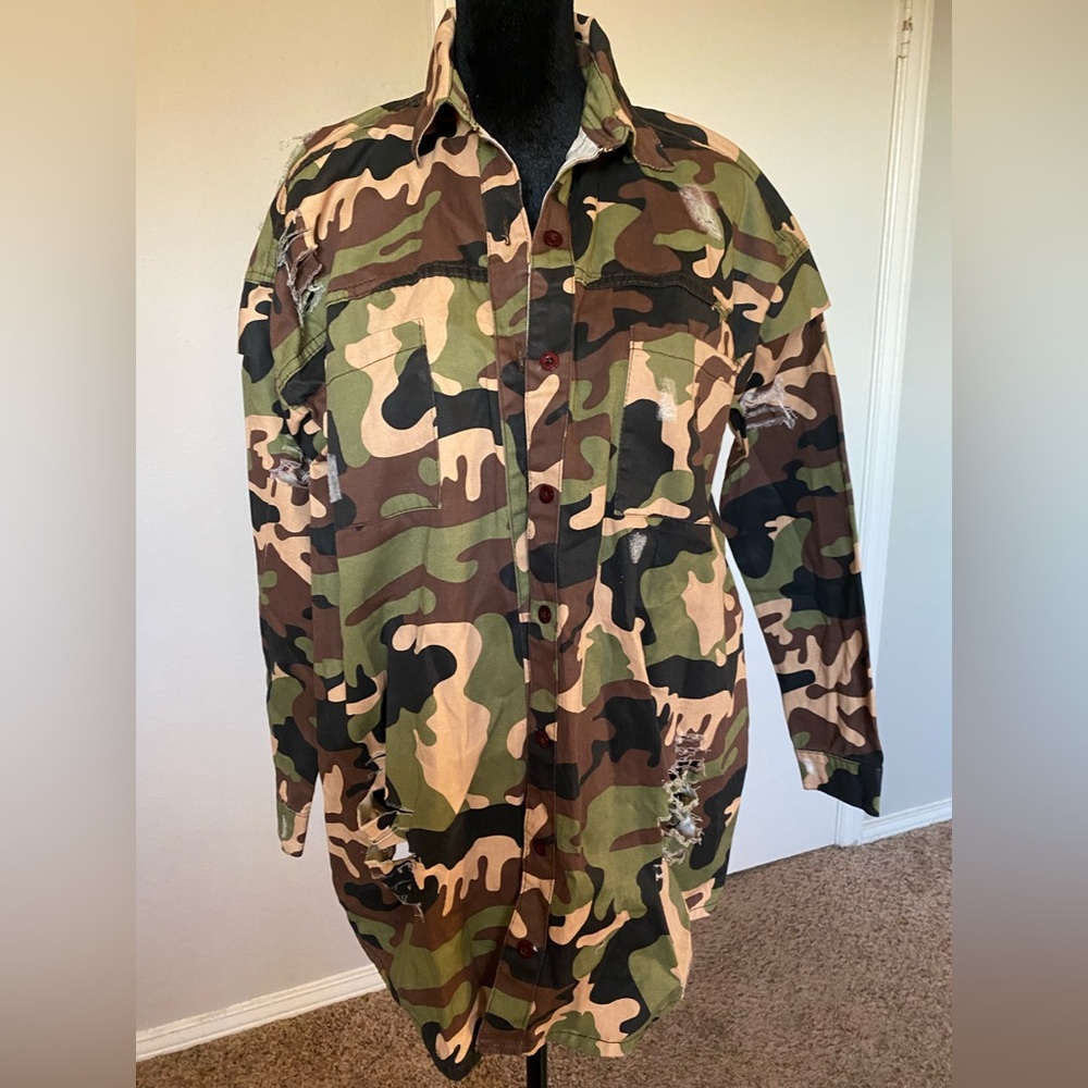 NWOT Camo Oversized Distressed Denim Shirt